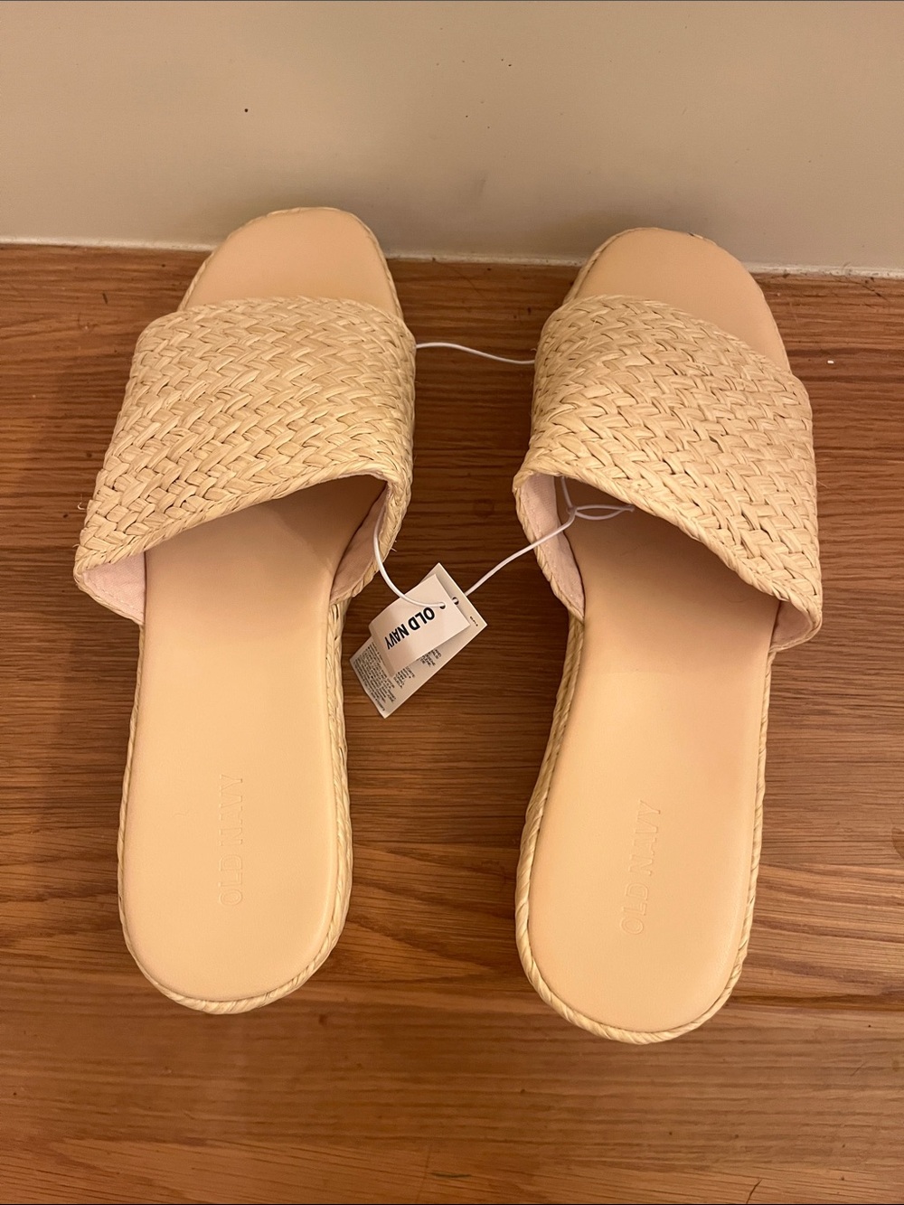 NWT Old Navy Beige Woven Slide Sandals